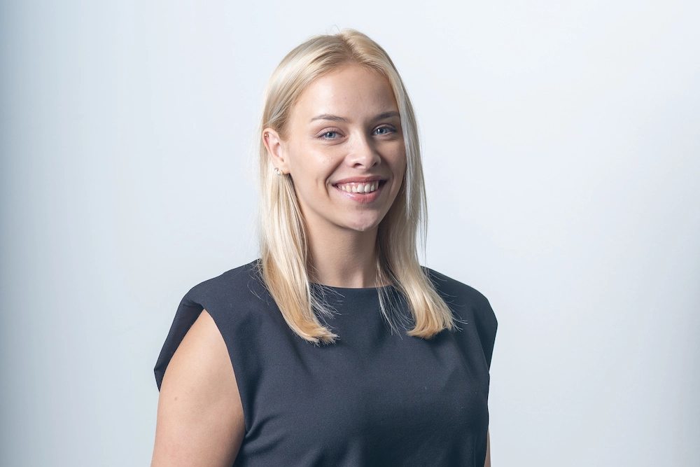 Emma's headshot