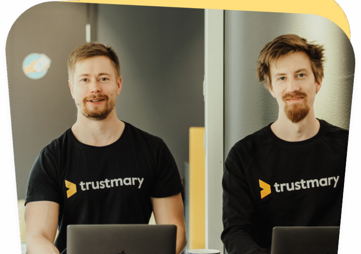 How to Deal with Difficult Customers: A Guide for Customer Service Teams