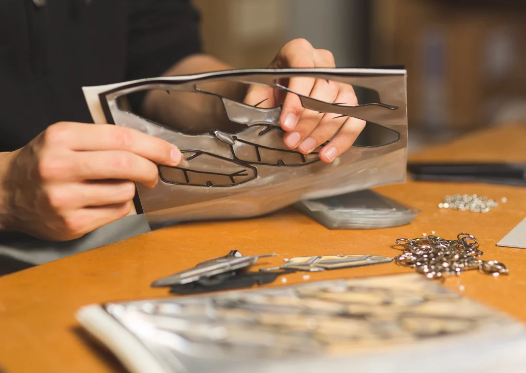 Saintex makes reflectors in Finland by hand